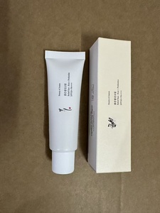 Protector Solar y Humectante Coreano para Rostro y Cuerpo, Edición Nueva/Antigua, 50 ml, Protección Solar - Product Image 5