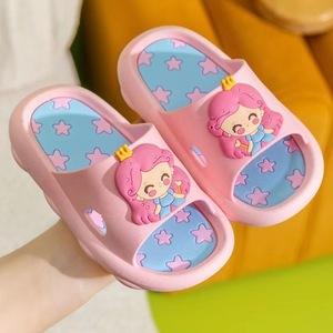 Zapatillas de verano para interiores para niños, bonitos dibujos animados para bebés y niñas, plantilla de goma antideslizante de fondo suave, diseño de sensación de caca - Product Image 4
