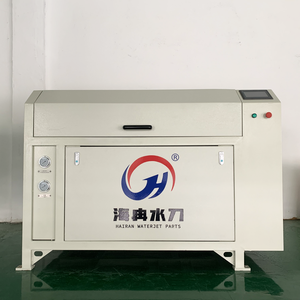 Petite machine de <span class=keywords><strong>d</strong></span>écoupe à <span class=keywords><strong>jet</strong></span> <span class=keywords><strong>d</strong></span>'<span class=keywords><strong>eau</strong></span> portable - Product Image 3