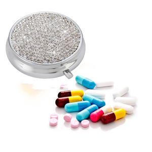 Caja de Medicamentos Portátil, Estuche para Guardar Pastillas de Bolsillo, Organizador de Medicamentos de Viaje con Cristales Brillantes, 3 Compartimentos - Product Image 2