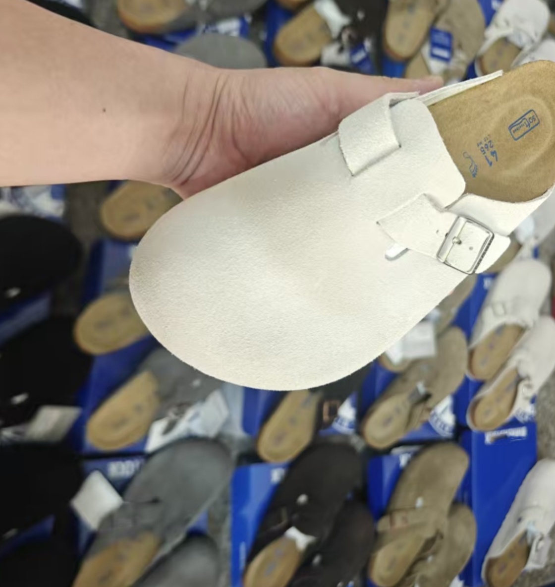 2025 Бестселлер Birkenstockes, полупокрытые гранулированные замшевые шлепанцы с мягкой подошвой, мужские и женские Повседневные тапочки для пляжного использования