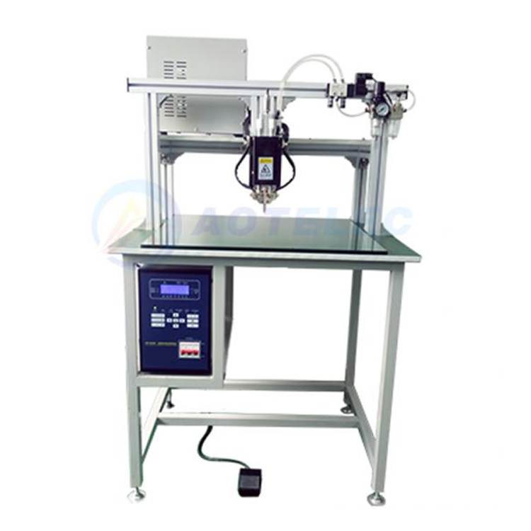 Машина для точечной сварки с литий-ионным аккумулятором для точечной сварки цилиндрической аккумуляторной батареи
