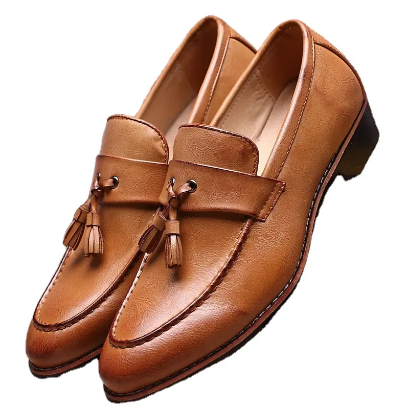 Şık deri ayakkabı erkek İngiliz Retro kayma-on püskül loafer'lar ekstra büyük kore gündelik erkek ayakkabısı toptan