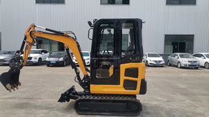 Venta directa de fábrica Hidráulica 2 toneladas Mini máquina de excavación Excavadora 2000kg de peso con cabina adecuada para muchas ocasiones - Product Image 4