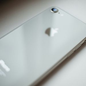 Gran Venta Teléfono Móvil Original Desbloqueado de <span class=keywords><strong>Segunda</strong></span> <span class=keywords><strong>Mano</strong></span> 12 de 128GB <span class=keywords><strong>64GB</strong></span> 256GB Oferta a Bajo <span class=keywords><strong>Precio</strong></span> Teléfonos 11 13 14 15 <span class=keywords><strong>Xr</strong></span> Xs Max 8 - Product Image 3