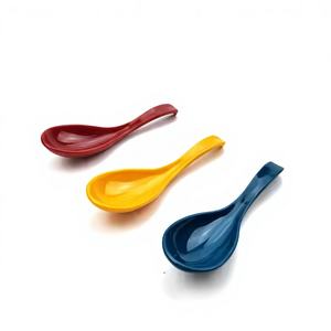 Cucharas de Sopa de Plástico Ecológicas de 6 Colores, Personalizadas o para Venta al por Menor, Producto Desechable y Sostenible - Product Image 3