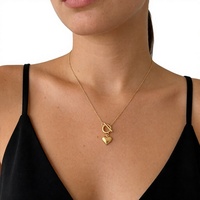Collier pendentif cœur vintage style français plaqué or 18 carats en acier inoxydable avec fermoir OT facile à porter, résistant à la décoloration, cadeau idéal.