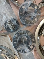 Cache-moyeu de roue chromé de 17,5 pouces pour Toyota Coaster Minibus avec cache-écrous