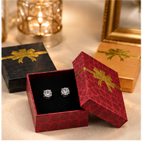Boîte à bijoux en peluche personnalisée faite à la main, pour bagues, boucles d'oreilles, colliers, multi-usages, intérieur en flanelle noire