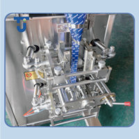 Machine de remplissage automatique VFFS multifonctionnelle pour sachets en feuille d'aluminium et plastique, pour épices, café en poudre, lait, aliments, produits chimiques et condiments