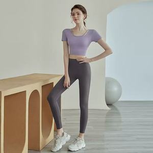 Ventes en gros personnalisées de haute qualité pour ensembles de soutien-gorge de sport réversible 2 pièces, taille plus, hauts de soutien-gorge de sport, pantalons de levage des fesses, leggings de fitness, salle de sport - Product Image 2