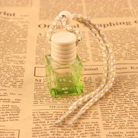 Nouveauté : Diffuseur de parfum pour voiture en verre et bois de luxe avec bouchon à vis personnalisable et impression sérigraphique