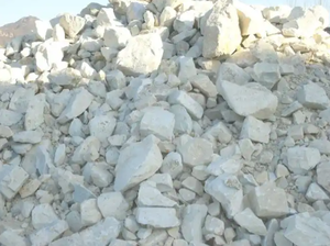 كيلوغرامات من الكاولين المكلس في أكياس 25 كجم، طين سيراميك مغسول 325 شبكة، مسحوق بورسلين لصناعة الورق، نسبة رطوبة 0.08%، 55.6% ثاني أكسيد السيليكون، مقاوم للحرارة - Product Image 4