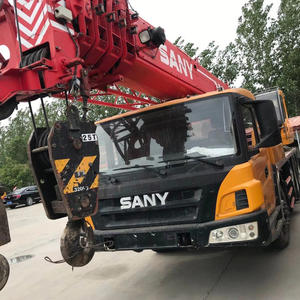 รถเครนติดตั้งบนรถบรรทุก Stc250s ของ Sany 25ton เครนเคลื่อนที่ไฮดรอลิกสำหรับรถบรรทุก