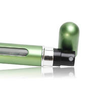 Atomiseur de parfum rechargeable en aluminium mini 5 ml prêt à expédier, diverses couleurs, stock en grande quantité avec bouchon à vis, MOQ 100 pièces