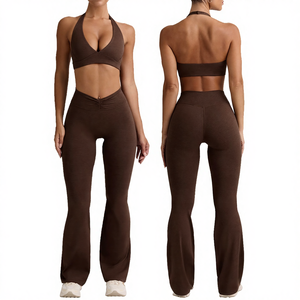 Conjunto de pantalones acampanados de yoga y sujetador con cuello halter y corte en V de cintura alta para mujer, ropa deportiva de compresión para entrenamiento y fitness - Product Image 4