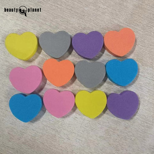 .<span class=keywords><strong>Beauty</strong></span> <span class=keywords><strong>Planet</strong></span> ฟองน้ำรองพื้นรูปหัวใจแบบมืออาชีพพัฟเครื่องสำอางแบบนุ่มฟูฟองน้ำสำหรับทำความสะอาดผิวหน้าฟองน้ำความงามชิ้นเดียว - Product Image 3