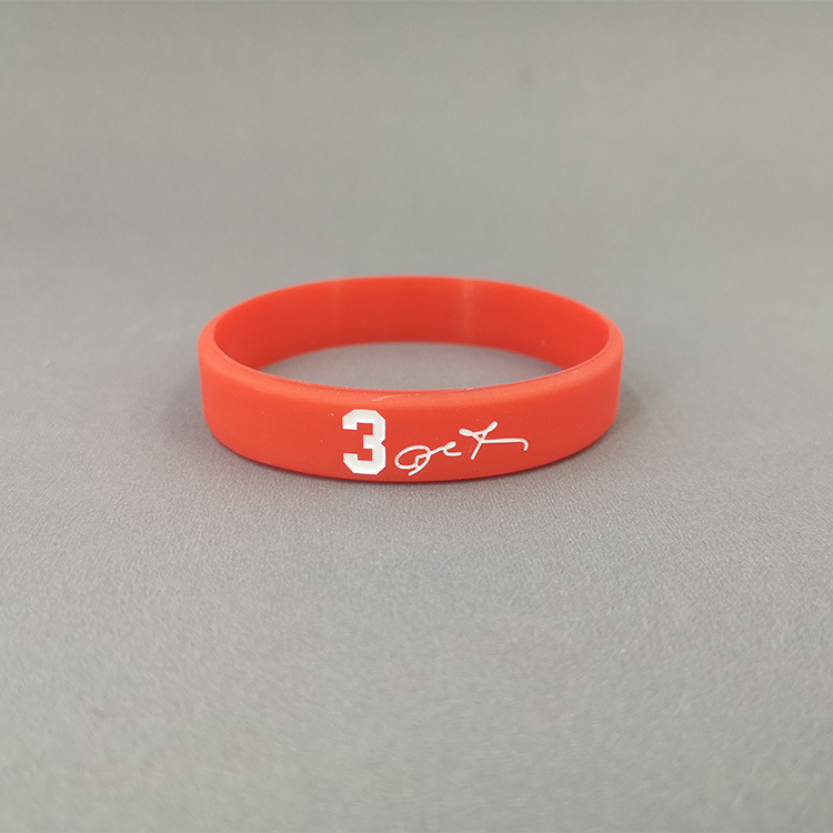 N°3 iverson rouge