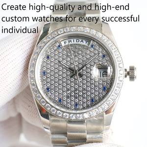 El Reloj Clásico de Alta Gama, con Piedras Blancas Naturales de Primera Calidad y Efecto Luminoso, Reloj Mecánico - Product Image 1