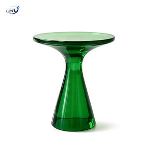 Mesa de Centro de Resina Translúcida Verde con Pedestal de Reloj de Arena, Mueble Moderno y Minimalista para Sala de Estar - Product Image 1
