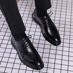 <span class=keywords><strong>Scarpe</strong></span> <span class=keywords><strong>da</strong></span> <span class=keywords><strong>Uomo</strong></span> in PU con Lacci, Modello 2025, Eleganti e Casual, Stile Britannico di Alta Gamma, Suola Morbida, Nere, per Matrimoni e Cerimonie - Product Image 1