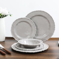 Service de table en mélamine élégant à bord perlé pour la maison, la cuisine, les repas en famille, usage quotidien, occasions décontractées, vaisselle de restaurant