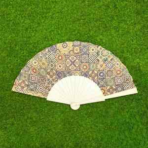 Abanico Plegable de Madera de 23 cm Personalizado para Promoción en el Mercado de la UE, con Tela y Técnica de Pintura en Algodón, Venta al Por Mayor - Product Image 6