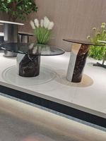 Premium Moderner Beweglicher Couchtisch mit Gehärteter Glasplatte, Designer-Beistelltisch mit Naturmarmorplatte, Wohnzimmermöbel