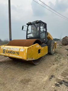Rullo Vibrante Usato di Alta Qualità LiuGong 6122E 6622, Forza Vibrante 400/290, Peso 22000kg, in Vendita a Basso Prezzo - Product Image 5