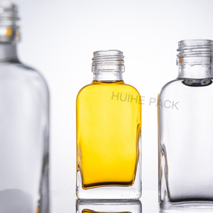 Botellas <span class=keywords><strong>de</strong></span> Vidrio Flint Transparente Planas Personalizadas al por Mayor <span class=keywords><strong>de</strong></span> Alta Calidad y Bajo Costo para Licores con Tapa <span class=keywords><strong>de</strong></span> Rosca Personalizada - Product Image 3