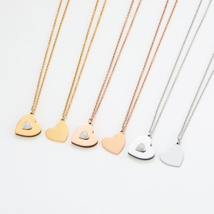 Collier en forme de cœur <span class=keywords><strong>pour</strong></span> meilleures amies, collier d'<span class=keywords><strong>amour</strong></span> <span class=keywords><strong>pour</strong></span> couple, acier inoxydable, pendentif DIY, logo gravé au laser, nom, cadeau <span class=keywords><strong>pour</strong></span> la Saint-Valentin - Product Image 3