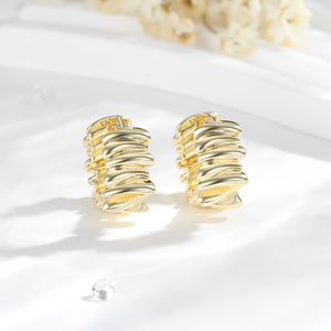 2025ใหม่ต่างหูทองเหลืองชุบทอง14K ละเอียดอ่อนสำหรับผู้หญิงต่างหูแฟชั่นแบบห่วง - Product Image 3