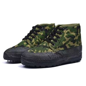Bottes de travail en toile camouflage pour hommes, semelle épaisse, lacets avant, résistantes à l'usure, bottes de neige, taille adulte 46 48 50 52 - Product Image 1