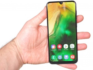 Teléfono Inteligente Samsung <span class=keywords><strong>A50</strong></span> 4G LTE Reacondicionado, Desbloqueado, Original, 99% Nuevo, Pantalla Super AMOLED de 6.4 Pulgadas, 4000 mAh, Venta al por Mayor a Precio Económico - Product Image 6