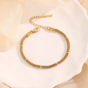Vente en gros de bijoux en acier inoxydable, ensemble collier et bracelet en bambou vintage tendance, ensemble de chaînes circulaires en <span class=keywords><strong>maille</strong></span> métallique - Product Image 5