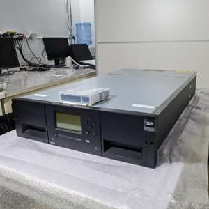 Module de base de bibliothèque de bande LTO Ultrium haute densité TS4300 de Lenovo IBM, directement de l'usine - Product Image 2
