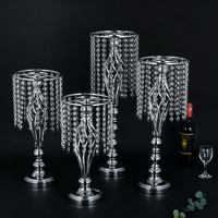 Vase en métal avec perles de cristal pour restaurant, hôtel, stand floral, pour les organisateurs d'événements, décoration de table de Noël