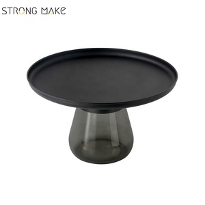 Design Contemporaneo Grigio di <span class=keywords><strong>Vetro</strong></span> di Base In <span class=keywords><strong>Oro</strong></span> Attesa Laterale <span class=keywords><strong>Tavolino</strong></span> <span class=keywords><strong>Tavolino</strong></span> Rotondo - Product Image 1