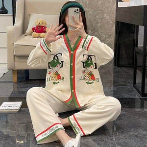 Conjunto de Pijama de Tres Piezas para Mujer, Diseño de Dibujos Animados, <span class=keywords><strong>Precio</strong></span> Bajo, Venta al por Mayor, Tejido de Punto, Chaqueta de Manga Corta y Pantalones - Product Image 6