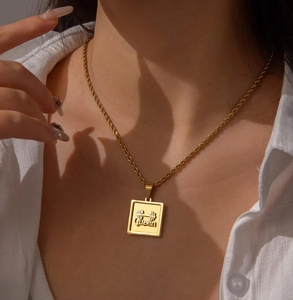 Collier avec Nom Personnalisé Personnalisé Pendentif Soudage 2 Côtés Symbole Spécial Bijoux Pendentif Garçon Shatter - Product Image 4