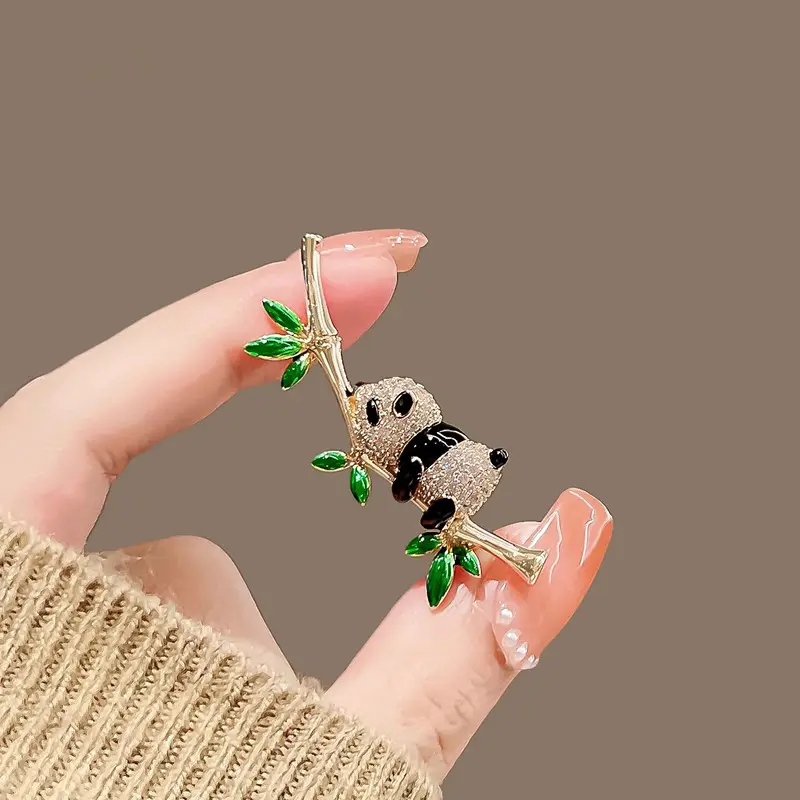 Groothandel Luxe Schattige Dieren Panda Schattige 3d Cartoon Dier Corsage Strass Bamboe Broche