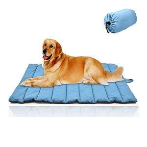 Wholesale Custom New Designer outdoor Waterproof Washable Portable and Camping Travel Pet dog Mat Dogs Crate mats