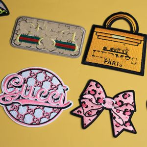Parches Bordados Personalizados con Logotipo, Termoadhesivos, Bordado en Relieve, Insignias Termoadhesivas para <span class=keywords><strong>Ropa</strong></span>, Gorras y Bolsos - Product Image 2