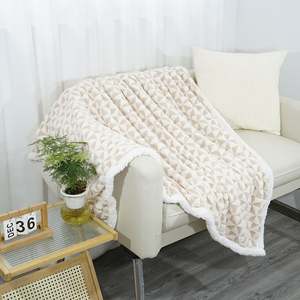 Manta Sherpa de tamaño doble, manta doble difusa, suave y acogedora para sofá cama, manta gruesa y cálida de lana para invierno, Rosa - Product Image 4