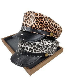Casquette plate en cuir PU respirant pour femme, style urbain, avec <span class=keywords><strong>boucle</strong></span> de <span class=keywords><strong>ceinture</strong></span> cloutée, toutes saisons, vente en gros - Product Image 5