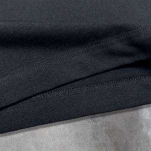 T-shirts amples à col rond en coton noir de haute qualité pour hommes, coupe courte, épaules tombantes, t-shirt vierge surdimensionné – Vente en gros - Product Image 5