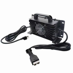 Caricabatterie per Golf Cart Elettrico LNLEE LN1200G, Batteria al Litio LiFePO4 48V 900W Impermeabile - Product Image 4