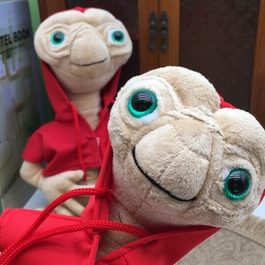 Jouets en peluche d'animaux extraterrestres mignons et tendance, poupée en peluche aux grands yeux, rembourrage en coton PP, doux, idéal pour un cadeau d'anniversaire - Product Image 5