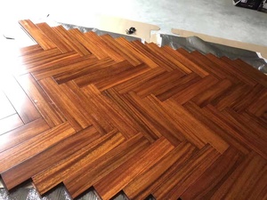 Parquet in <span class=keywords><strong>Legno</strong></span> Naturale <span class=keywords><strong>di</strong></span> <span class=keywords><strong>Iroko</strong></span> con Motivo a Spina <span class=keywords><strong>di</strong></span> Pesce, Resistente ai Raggi UV - Product Image 5