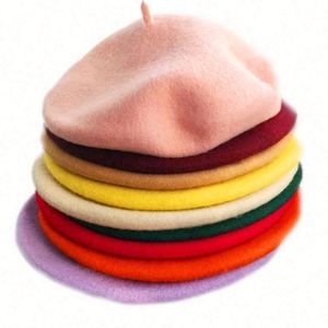 Béret en feutre de laine uni de couleur unie pour femmes, vente en gros - Product Image 1